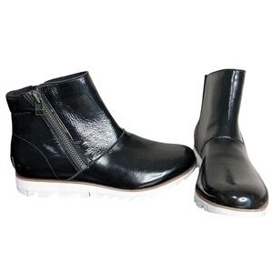 Sorel Black Ankle Boots Patent Leather Platform Women's Size 7.5